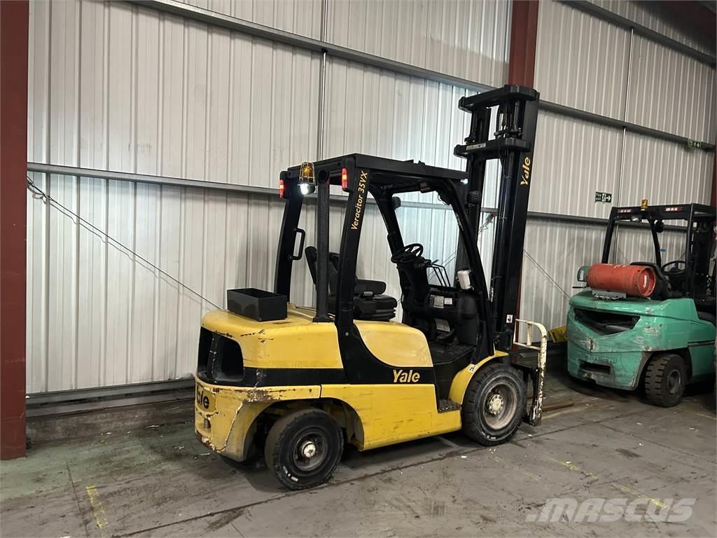 Yale GDP35VX Camiones diesel