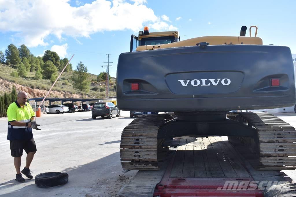 Volvo EC 240 C N L Excavadoras sobre orugas