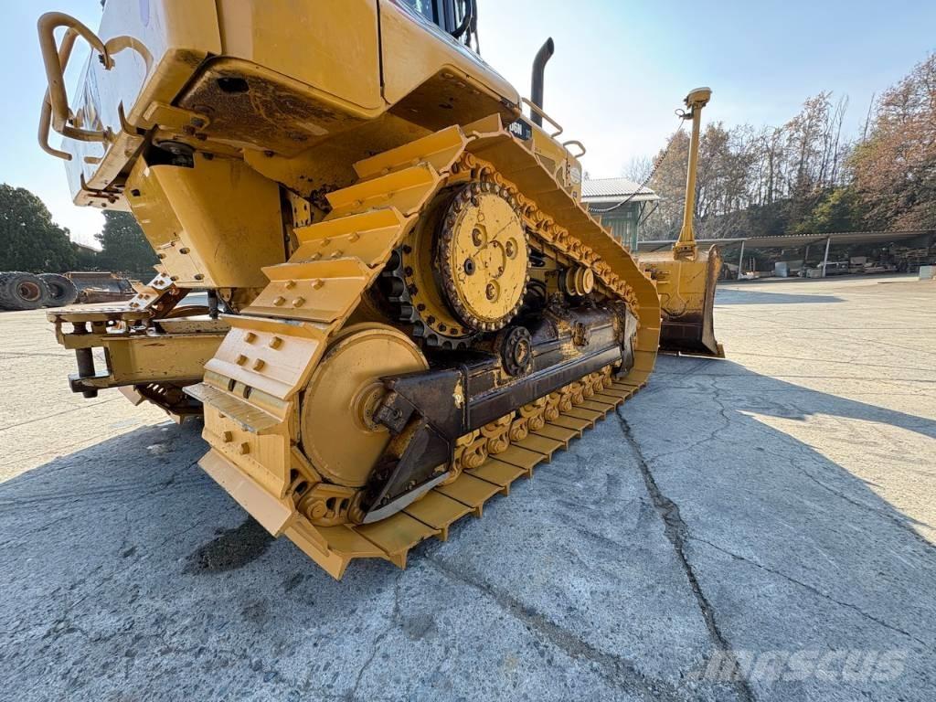 CAT D 6 N XL Buldozer sobre oruga