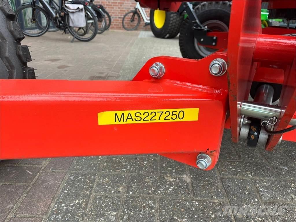 Kuhn RW1410C Envolvedoras