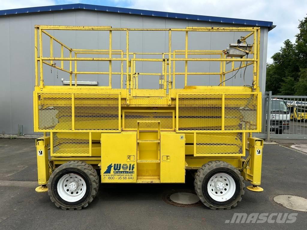 SkyJack SJ 8841 RT Plataformas tijera