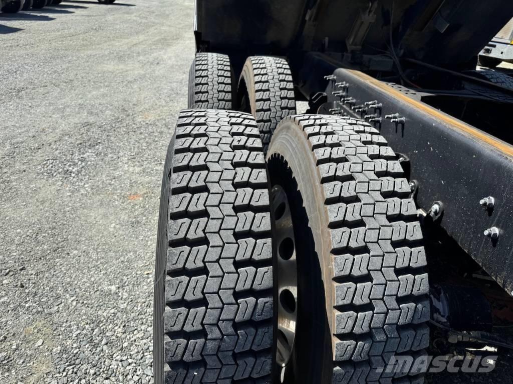 Mack Granite 84FR Bañeras basculantes usadas