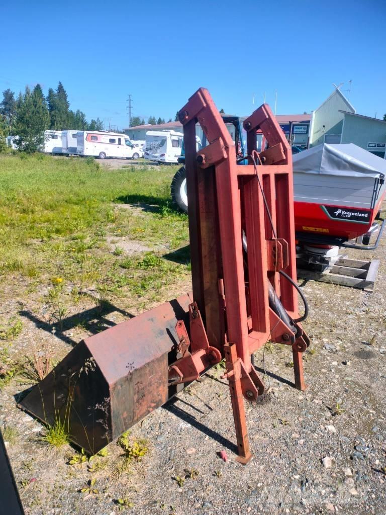  Takakuormaaja Otras máquinas de jardinería y limpieza urbana