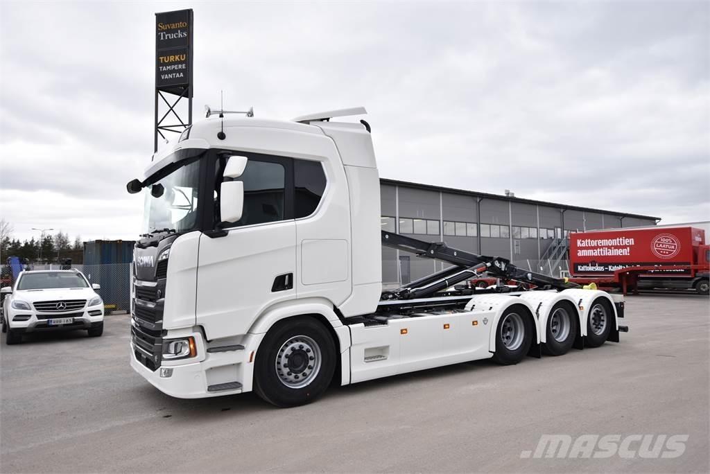 Scania R590 8X4 Camiones elevadores de gancho