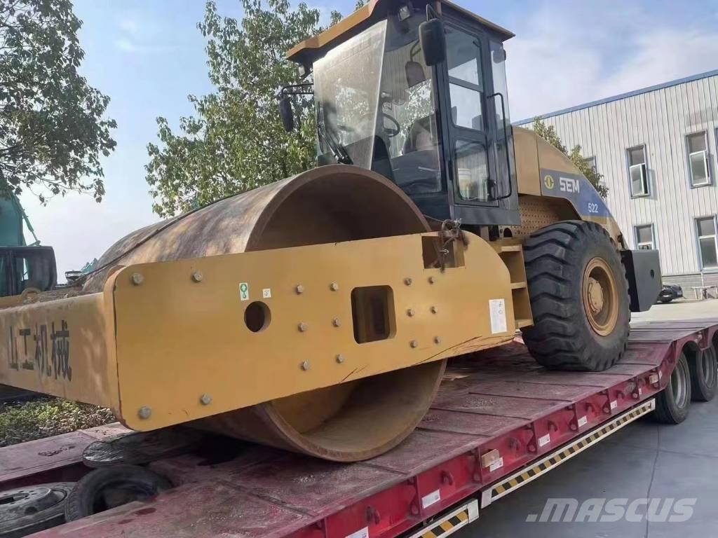 SEM 522 road roller Rodillos de un solo tambor