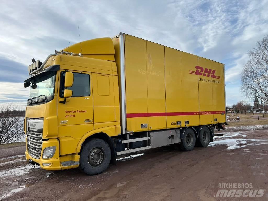 DAF FAS XF510Z Camiones con caja de remolque