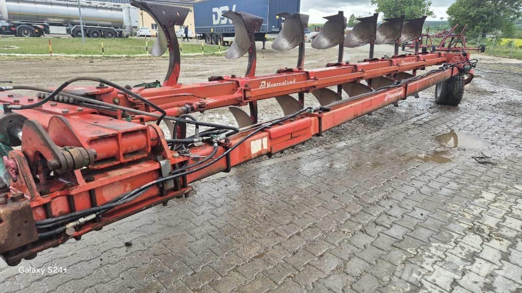 Kverneland PB100 Arados reversibles