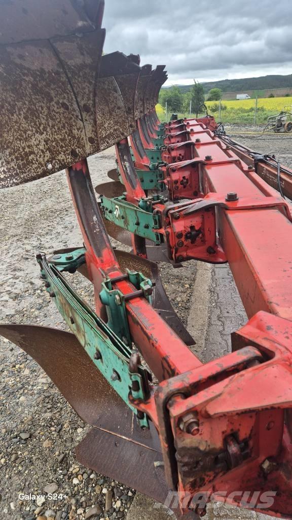 Kverneland PB100 Arados reversibles