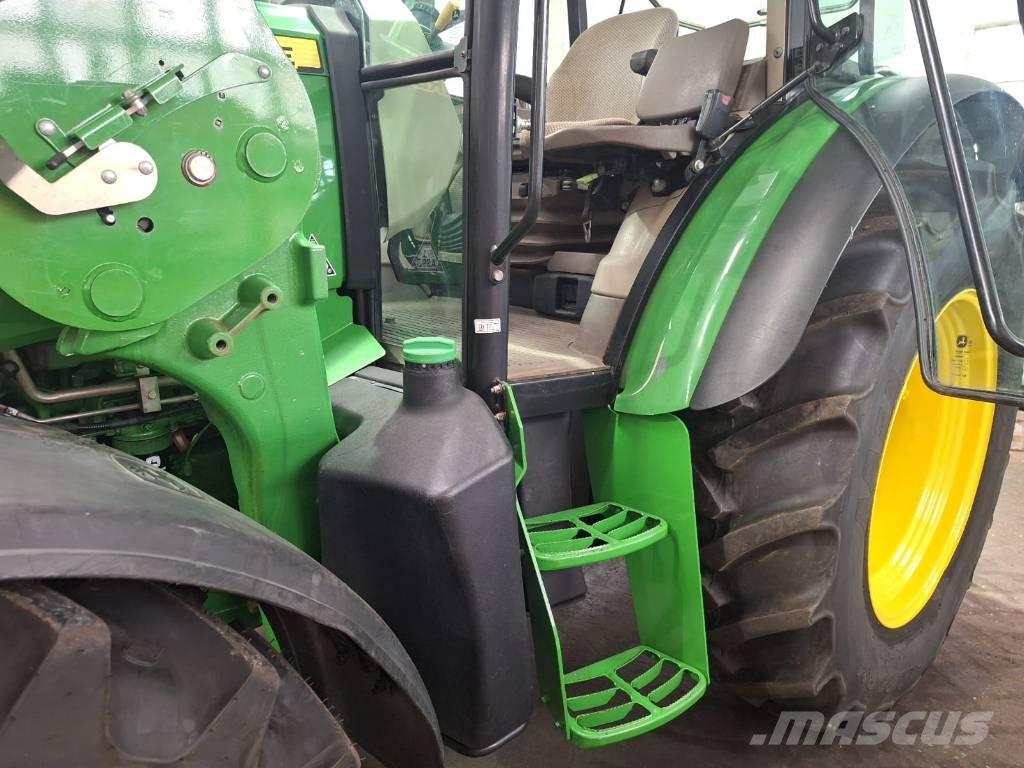 John Deere 5115 M Tractores