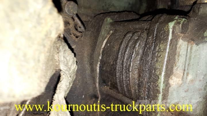 Mercedes-Benz L 508D Vehículos de caha cerrada