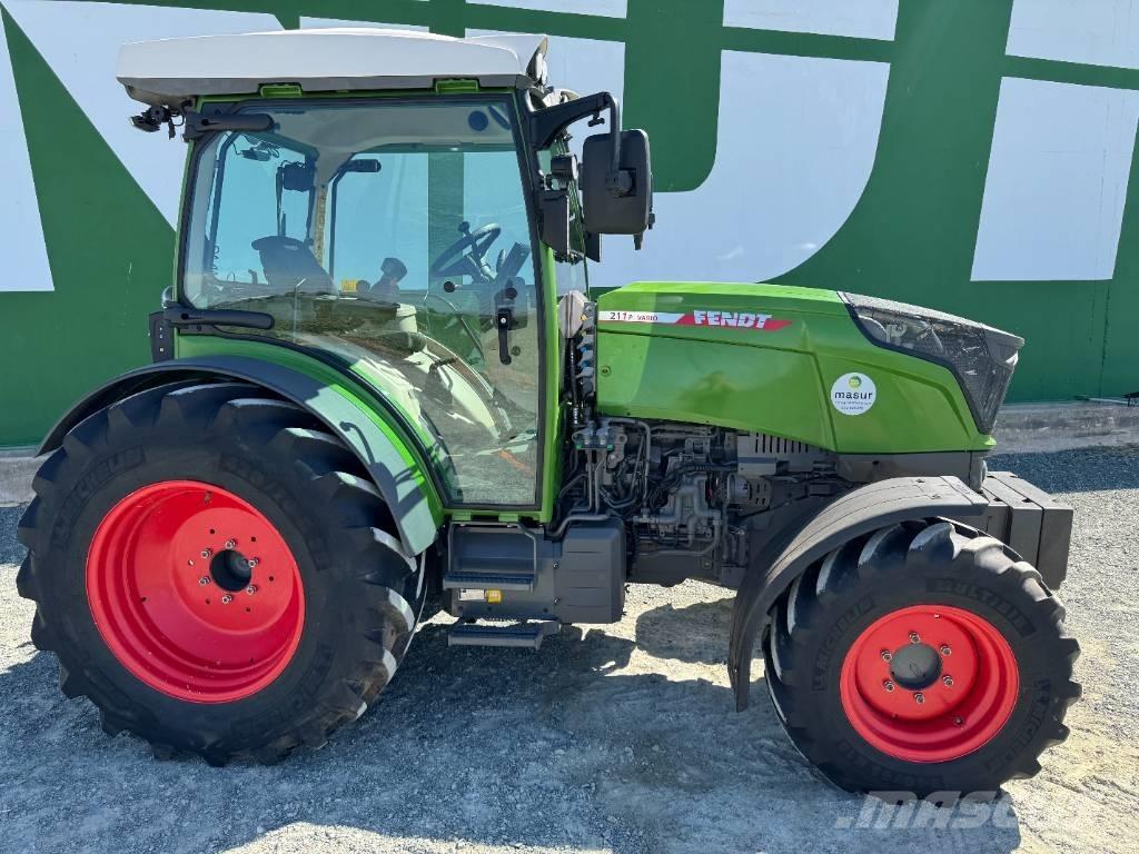 Fendt 211 P Tractores