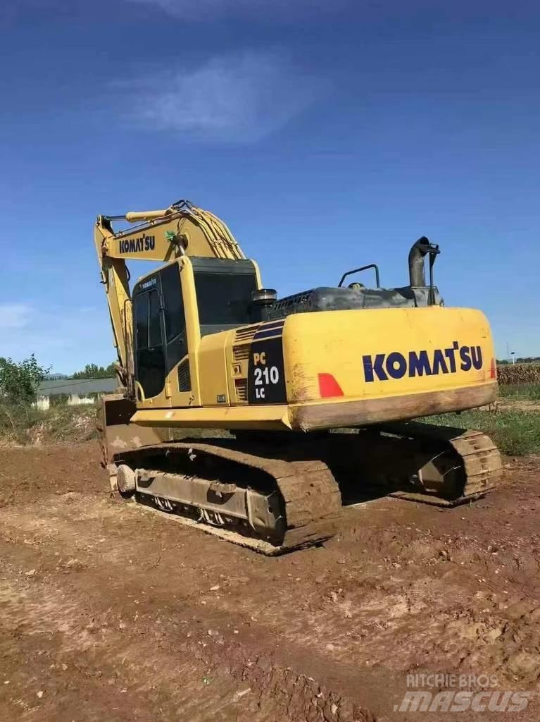 Komatsu PC 210 Excavadoras sobre orugas