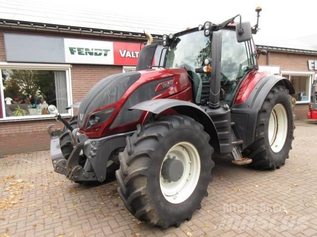 Valtra T154 VERSU Tractores