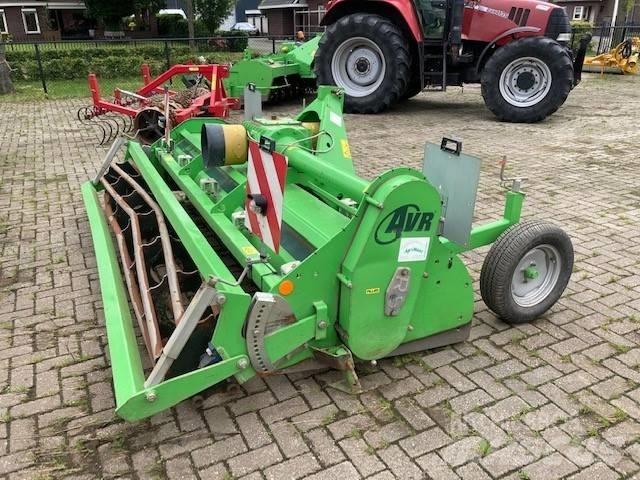 AVR multivator Gradas vibratorias / rotocultivadoras