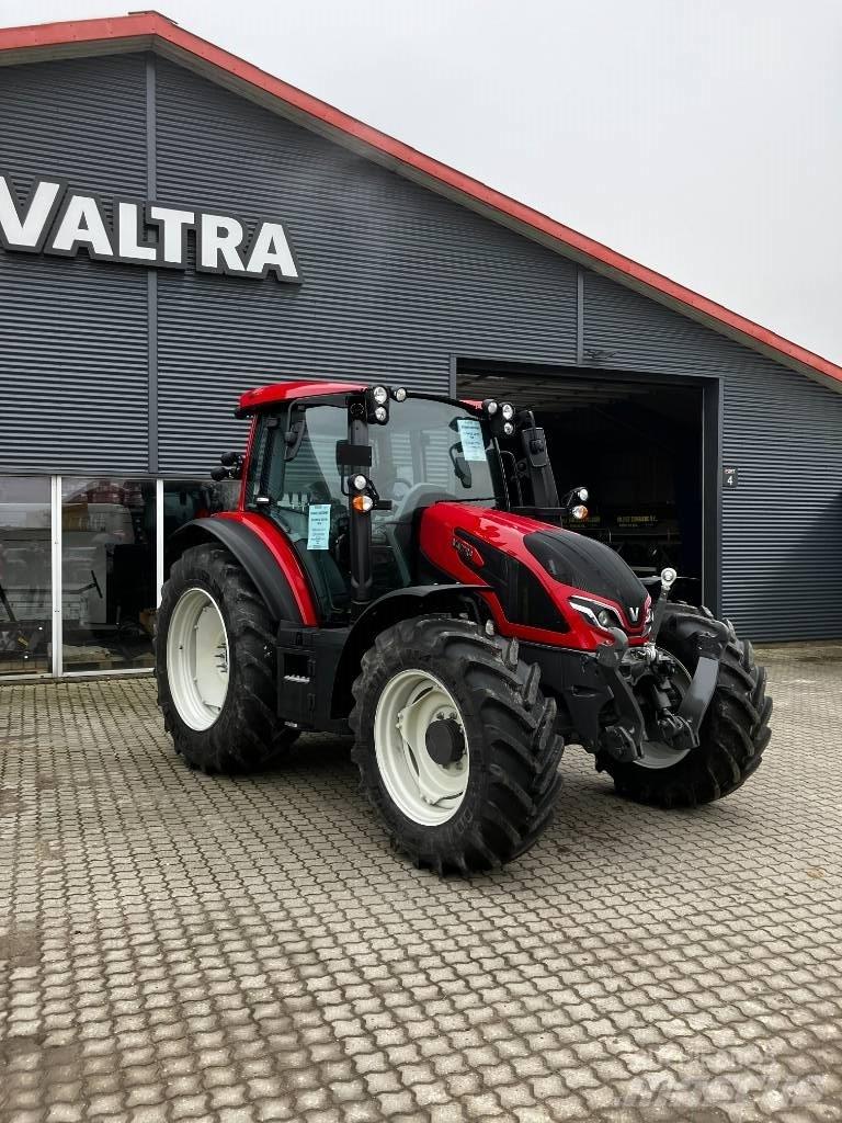 Valtra G135 Active Tractores