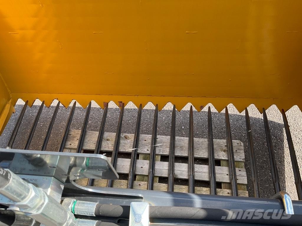 Mammut Blockuttagare Alimentadoras de animales