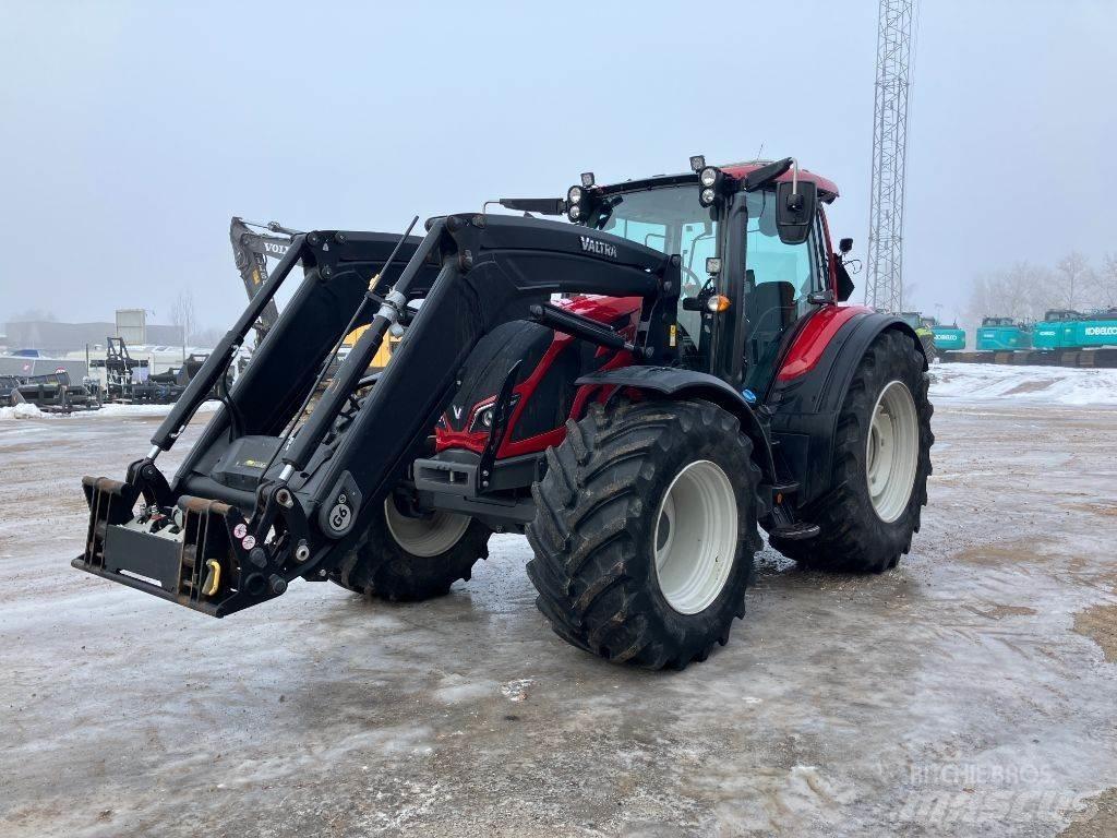 Valtra N174D Tractores