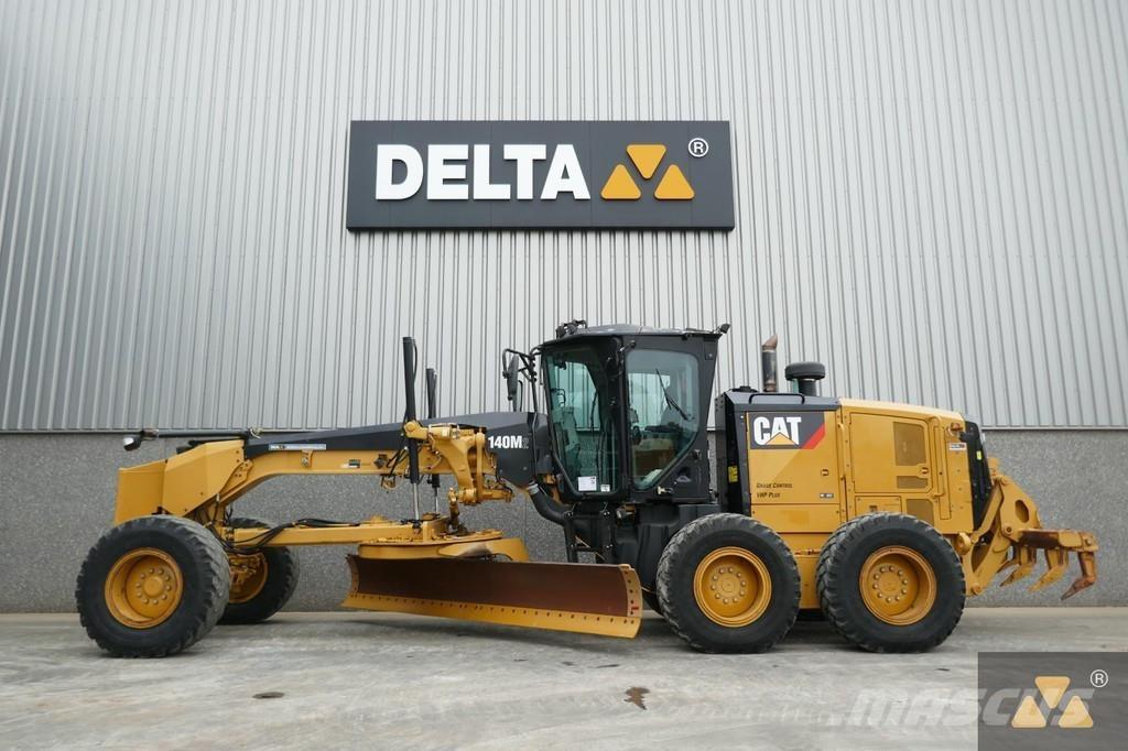 CAT 140M2 Niveladoras
