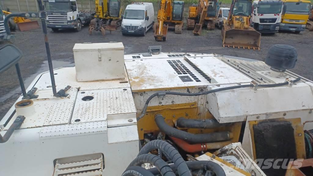 CAT 328 D L Excavadoras sobre orugas