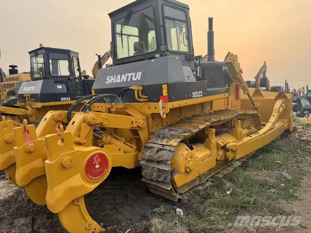 Shantui SD 22 Buldozer sobre oruga