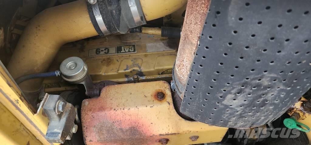 CAT D 6 R II Buldozer sobre oruga