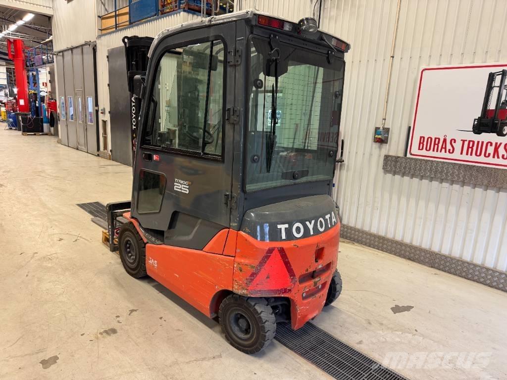 Toyota 8 FBMKT 25 Carretillas de horquilla eléctrica