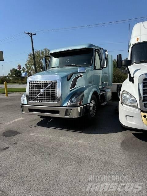 Volvo VNL 430 Camiones tractor