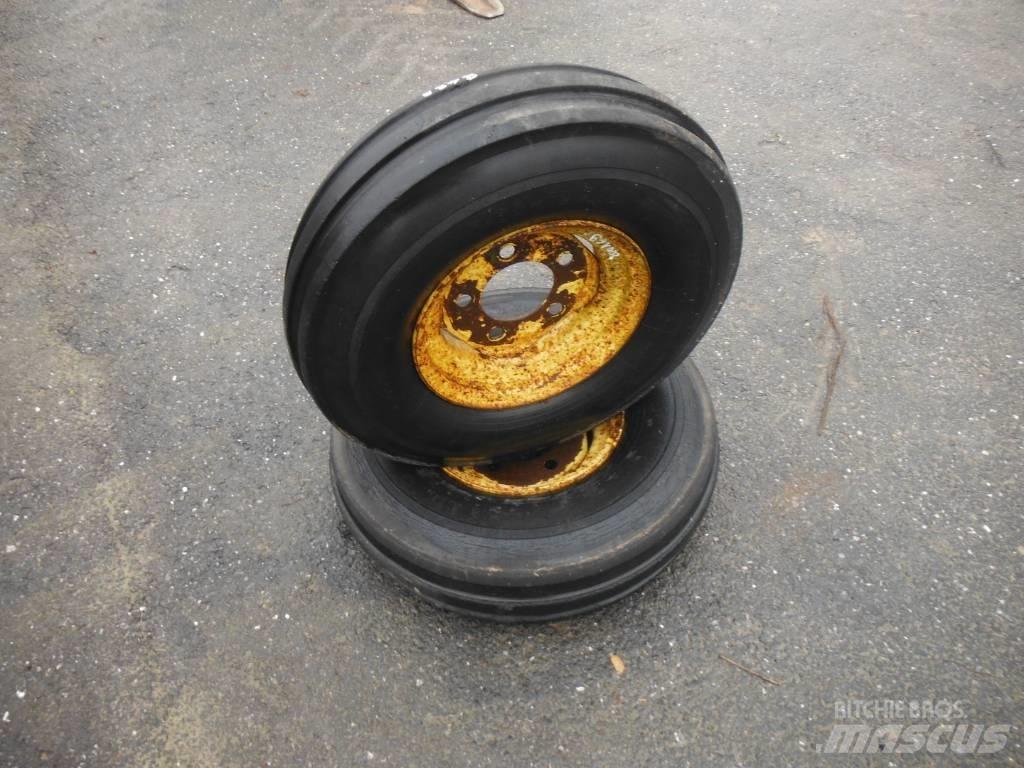 Dunlop 7.00X12 Ruedas