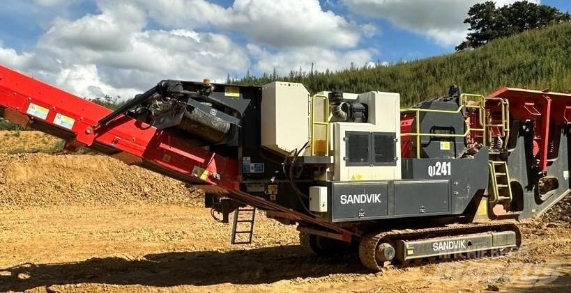 Sandvik QJ 241 Trituradoras móviles