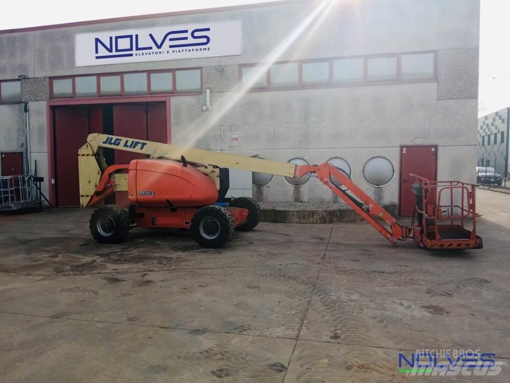 JLG 600AJ Plataformas con brazo de elevación manual