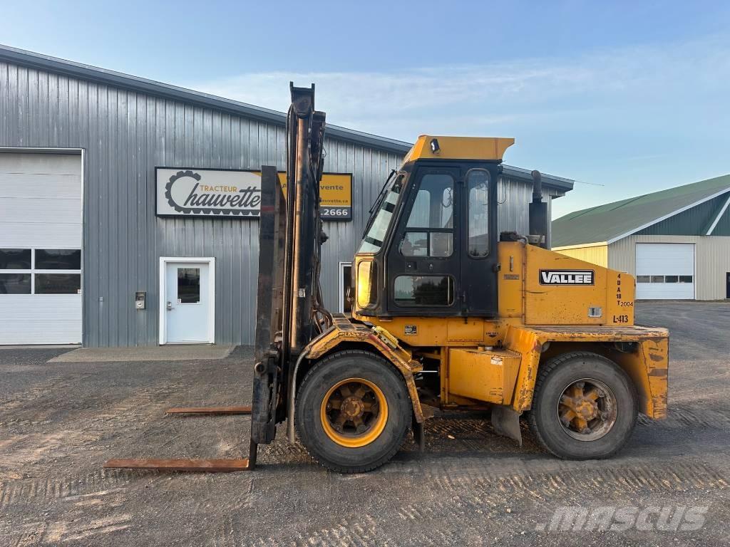 Vallee 4DA18T Montacargas todo terreno
