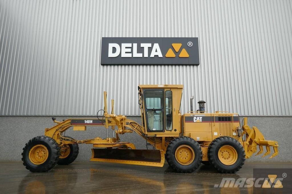 CAT 140H Ex-army Niveladoras