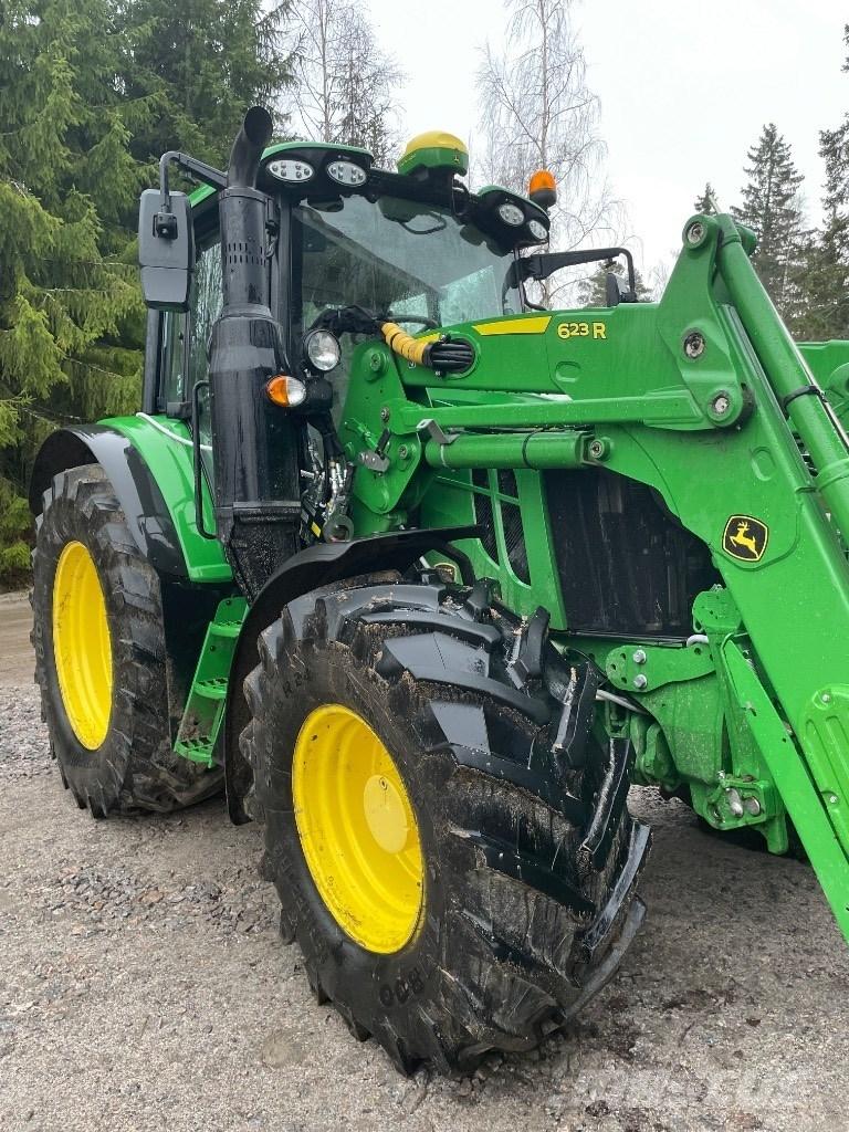 John Deere 6120 M Tractores