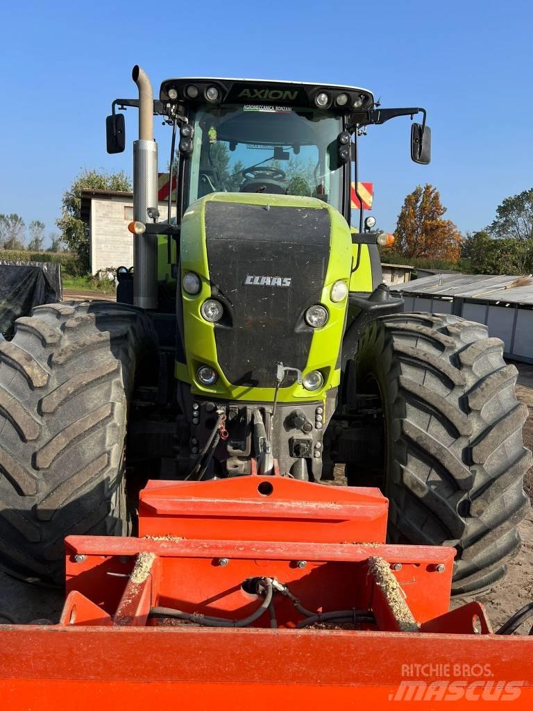 CLAAS Axion 930 Tractores