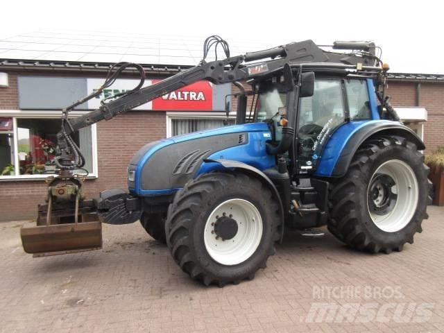 Valtra T202D Tractores