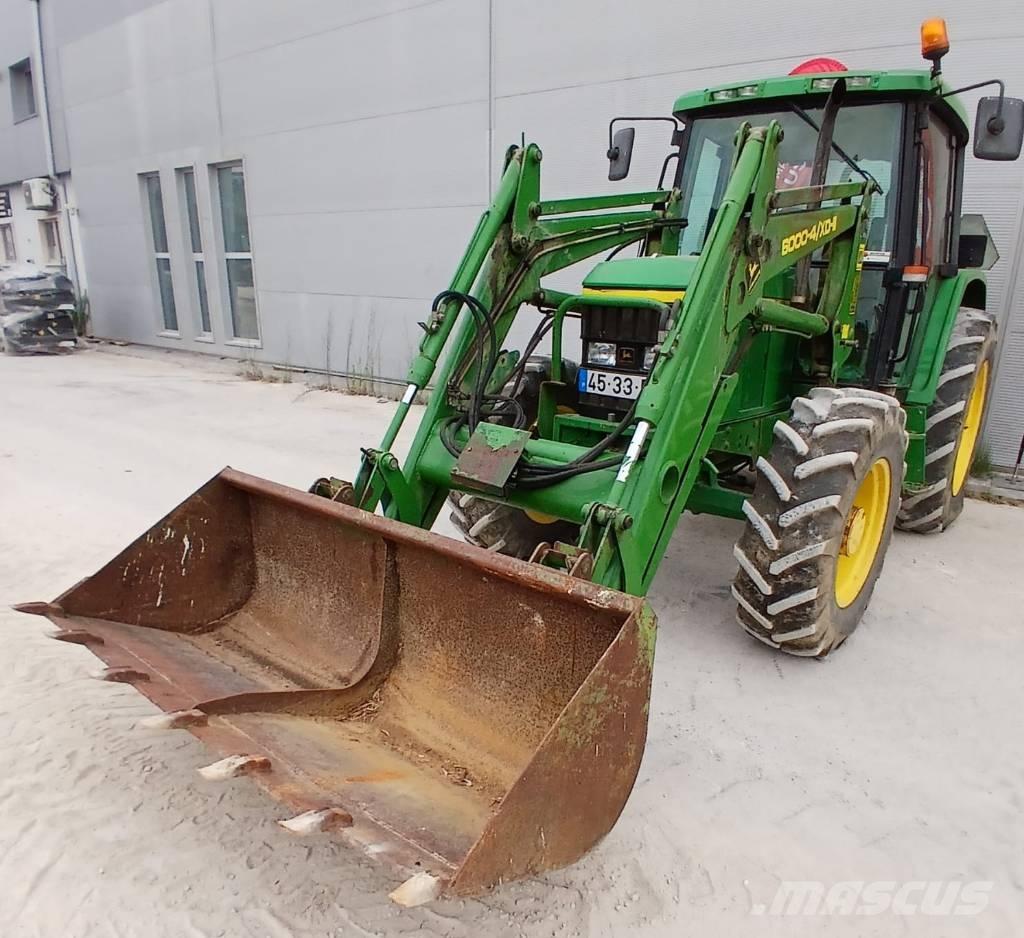 John Deere 6110 Tractores