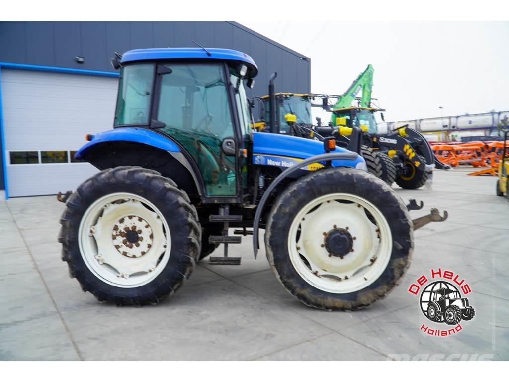 New Holland TD95D Tractores