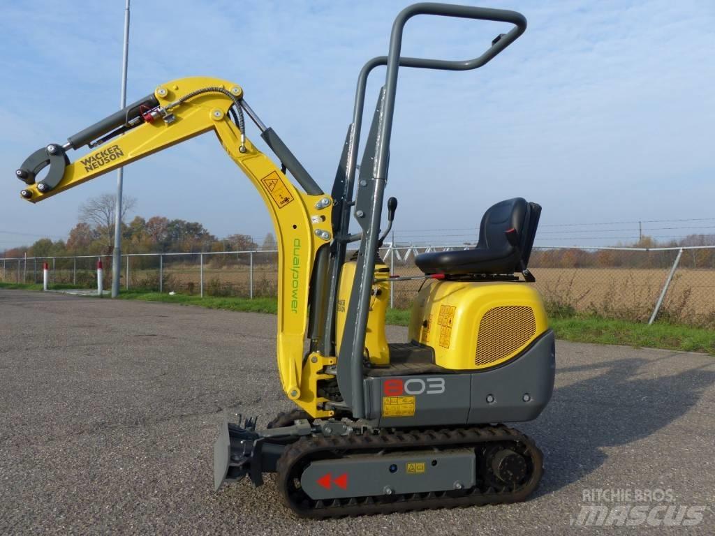 Wacker Neuson 803 Miniexcavadoras