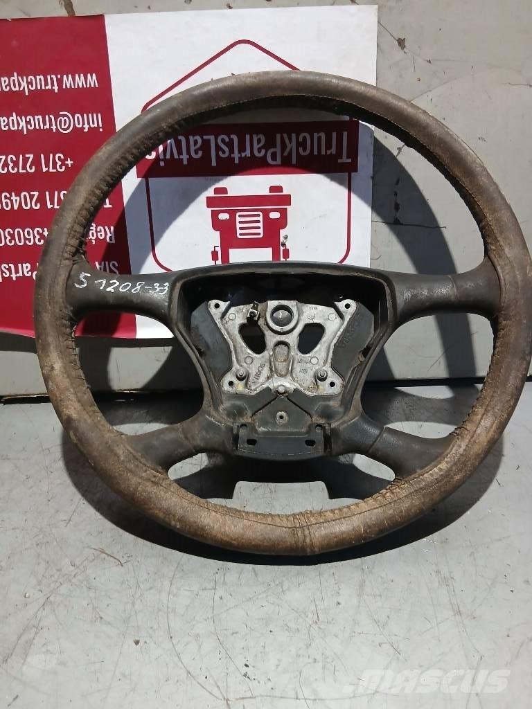 Scania P 94   1487519 Cabinas