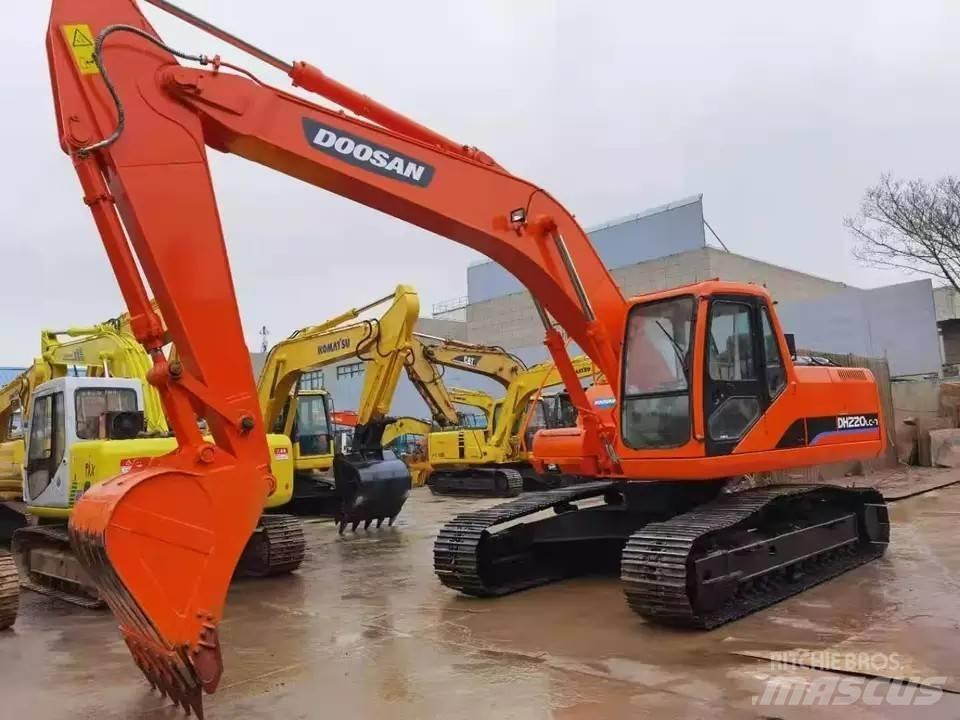 Doosan DH 220 Excavadoras sobre orugas