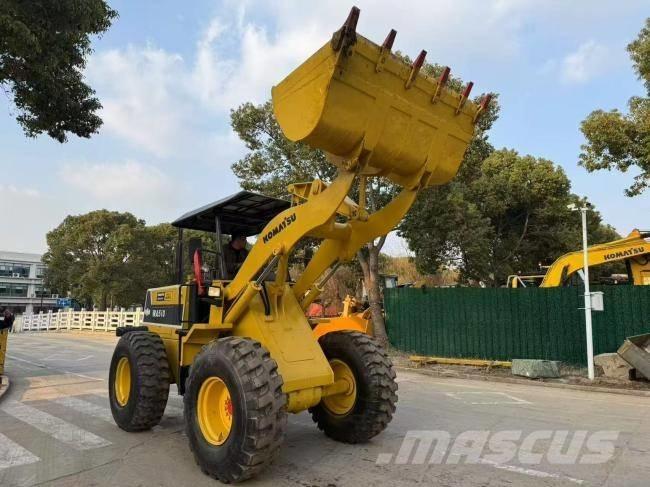 Komatsu WA 100 Cargadoras sobre ruedas