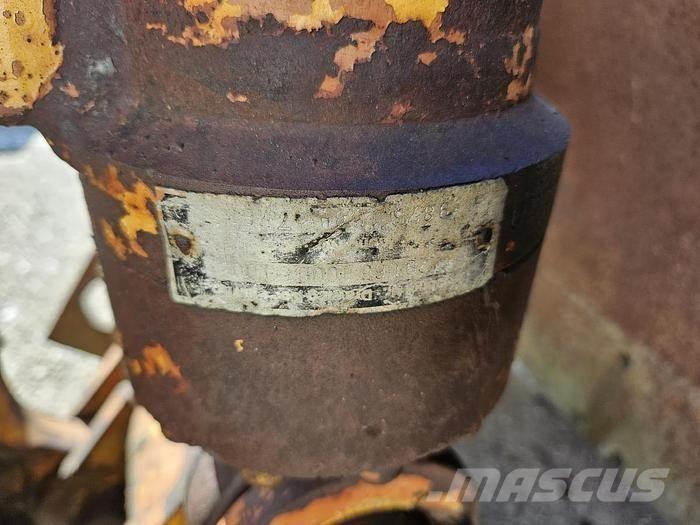 Liebherr SW48 Pinzas