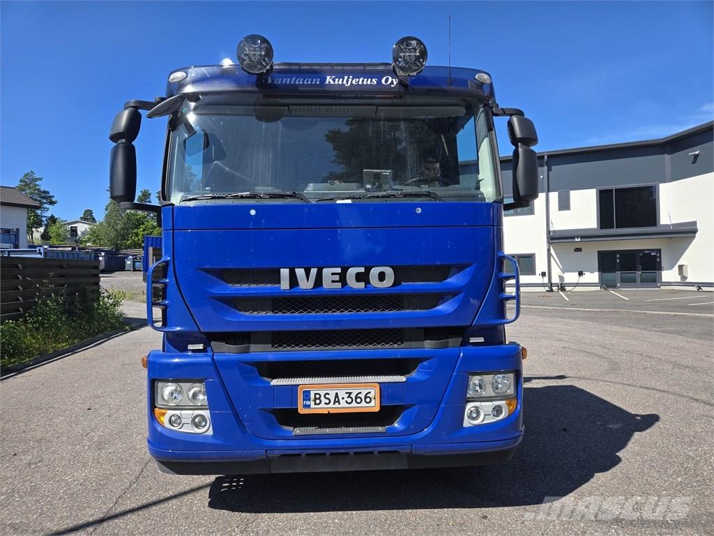 Iveco Stralis 26.420 Camiones de cama baja