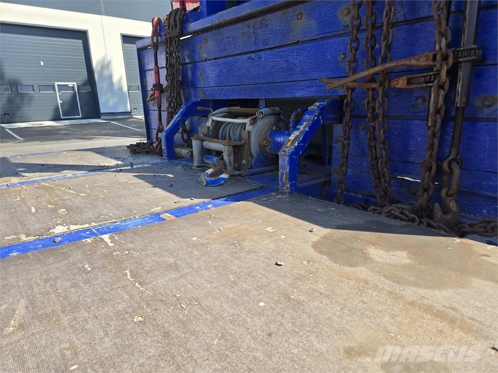 Iveco Stralis 26.420 Camiones de cama baja