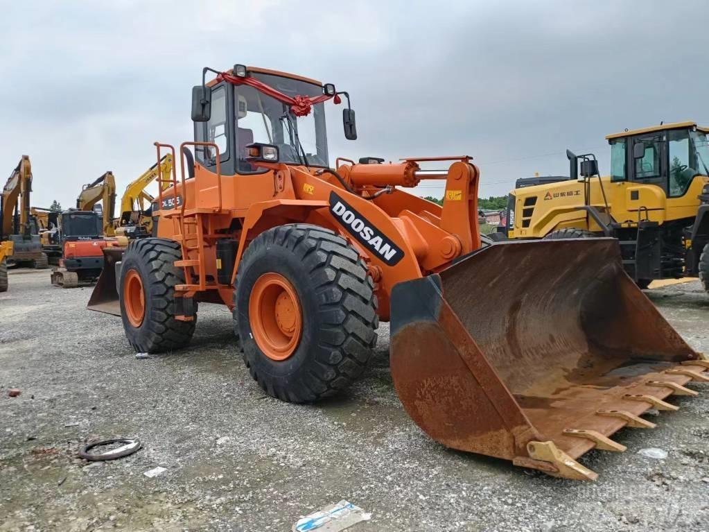 Doosan DL505 Cargadoras sobre ruedas