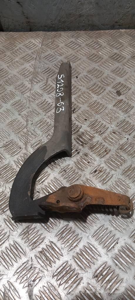 Scania 94 D. 1381480 Cabinas