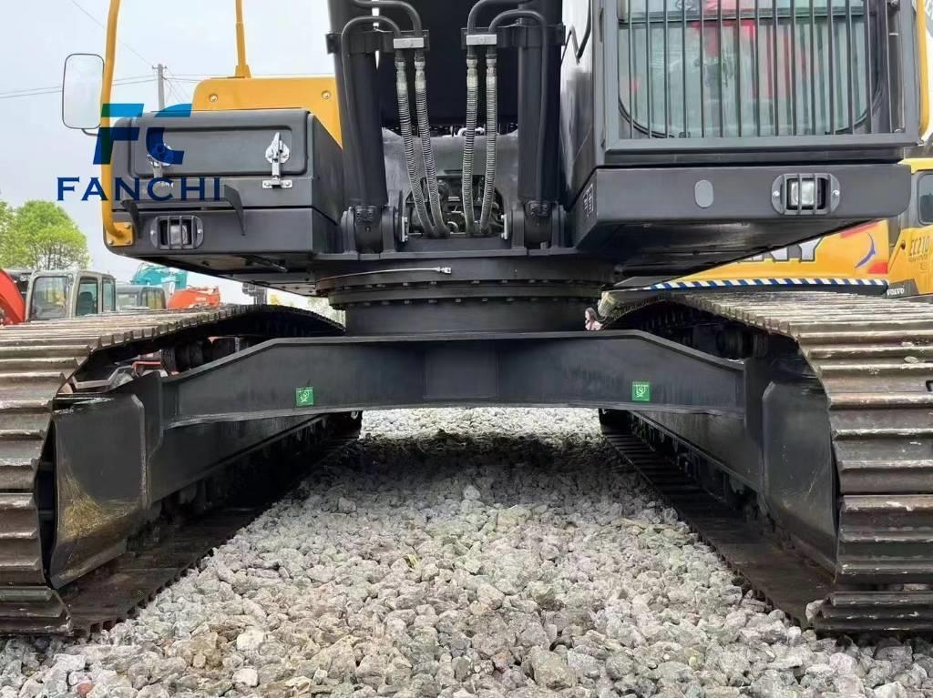 Volvo EC 240 Excavadoras sobre orugas