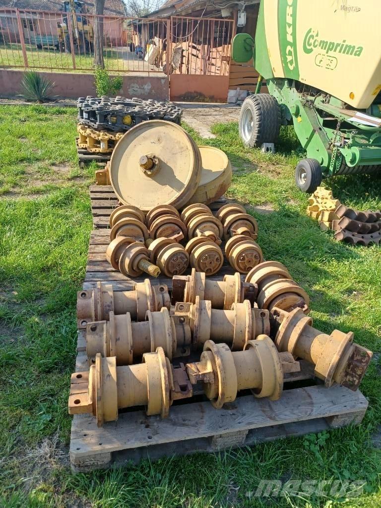 Komatsu D 65 - D85 Orugas