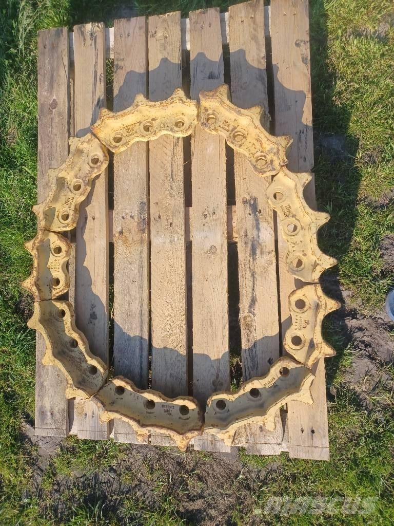 Komatsu D 65 - D85 Orugas