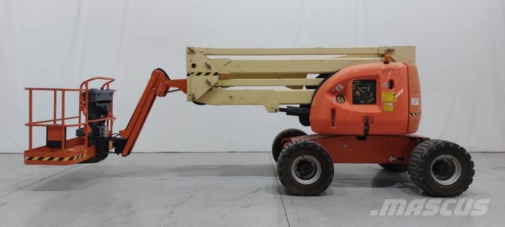 JLG 450 AJ Plataformas con brazo de elevación manual